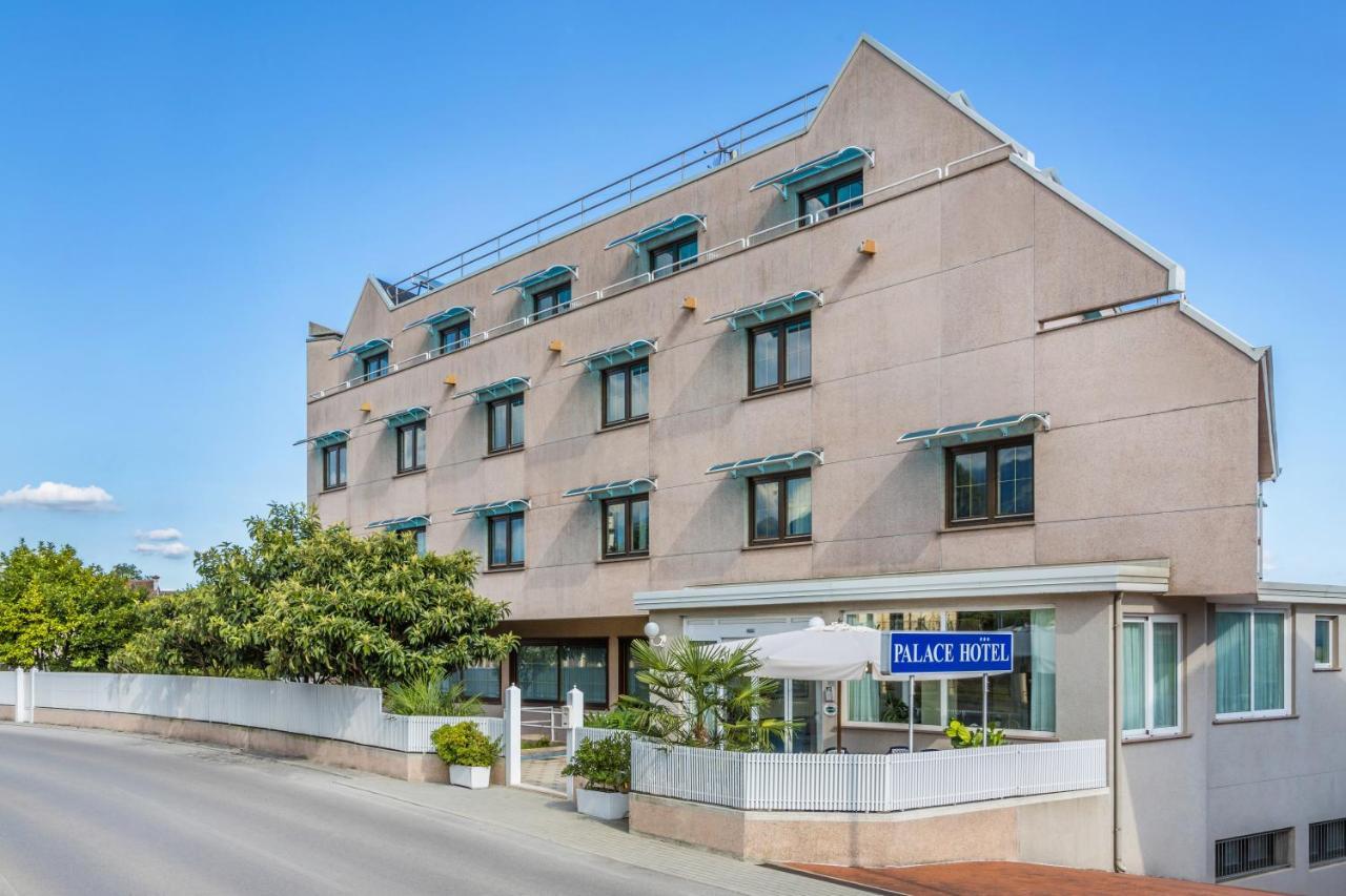 Aviano Palace Hotel Exterior photo